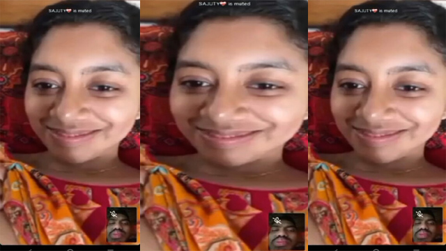 Indian girls showing sexy boobs