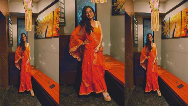 Horny Cute Indian Girl Blowjob And Fucking Mms Video